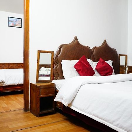 Hotel Magnolia Mallroad Manali Extérieur photo