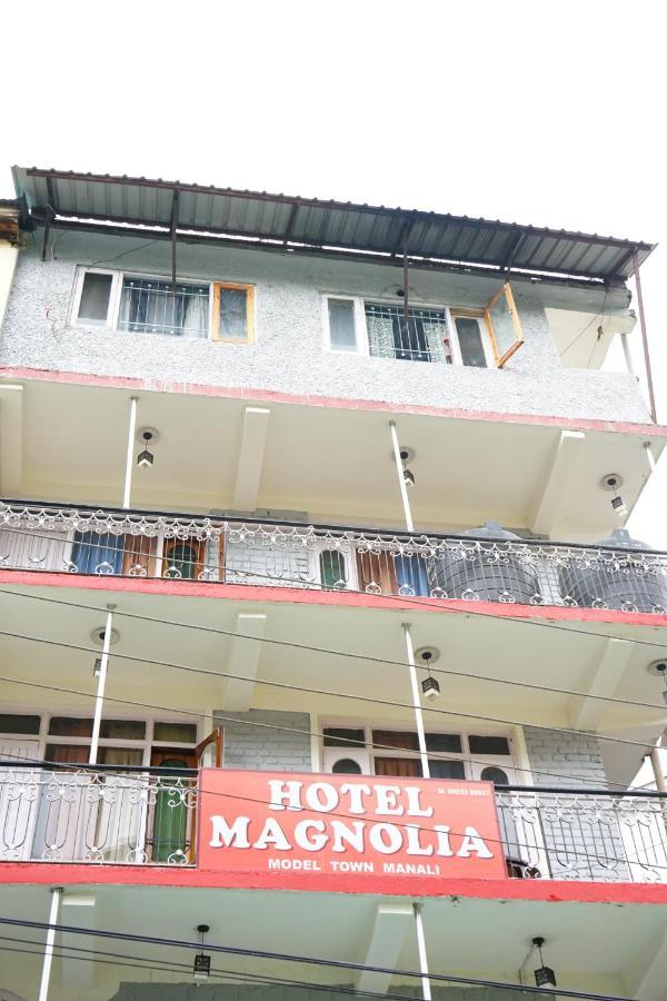 Hotel Magnolia Mallroad Manali Extérieur photo